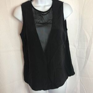 Alisha Levine black tank top…..0258
